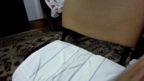 Snapshot of i_like_older_men chatting on October 9, 4:21 am i_like_older_men online show from October 9, 4:21 am