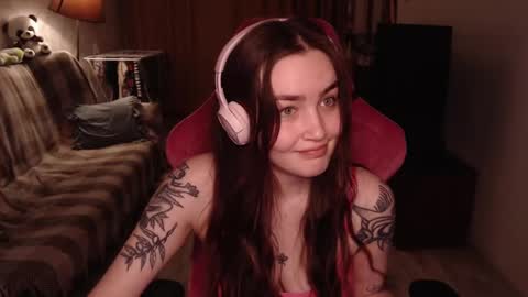 Snapshot of i_love_icecream chatting on January 11, 7:05 pm elisabeth online show from January 11, 7:05 pm
