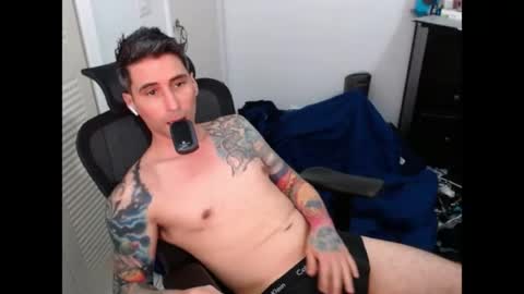 Snapshot of i_man_van chatting on July 19, 11:14 am Rylan Chase online show from July 19, 11:14 am