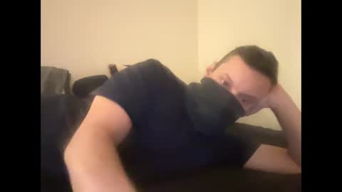 Snapshot of i_o_ro chatting on December 5, 5:15 am i o ro online show from December 5, 5:15 am