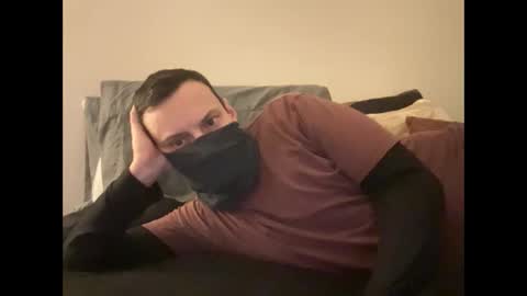 Snapshot of i_o_ro chatting on December 16, 12:59 am i o ro online show from December 16, 12:59 am