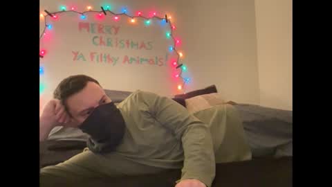 Snapshot of i_o_ro chatting on December 25, 12:15 pm i o ro online show from December 25, 12:15 pm