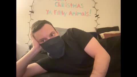 Snapshot of i_o_ro chatting on December 28, 2:43 am i o ro online show from December 28, 2:43 am