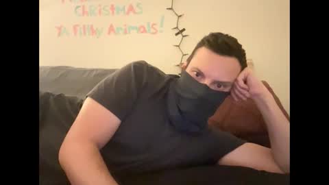 Snapshot of i_o_ro chatting on December 31, 6:37 am i o ro online show from December 31, 6:37 am