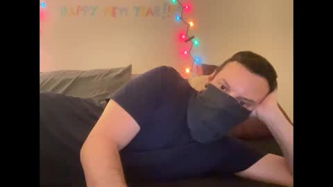 Snapshot of i_o_ro chatting on January 1, 5:11 am i o ro online show from January 1, 5:11 am