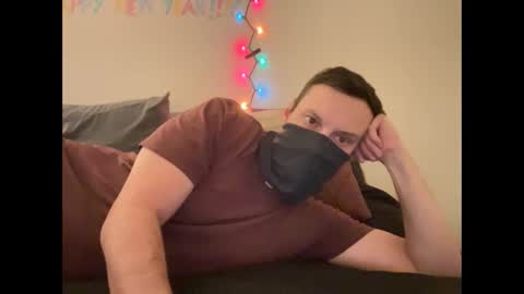 Snapshot of i_o_ro chatting on January 3, 8:54 am i o ro online show from January 3, 8:54 am