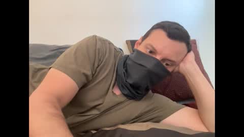 Snapshot of i_o_ro chatting on September 23, 10:24 pm i o ro online show from September 23, 10:24 pm