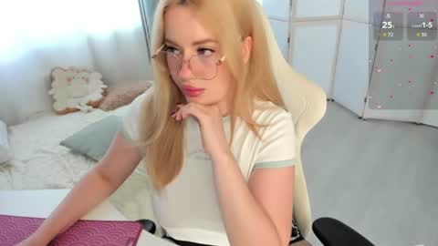 Snapshot of i_want_you_eva chatting on July 21, 12:40 pm HiI am EvaPVT is open online show from July 21, 12:40 pm