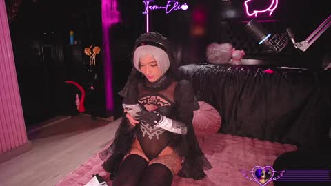       online show from December 20, 9:28 pm