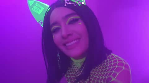       online show from February 15, 4:36 am