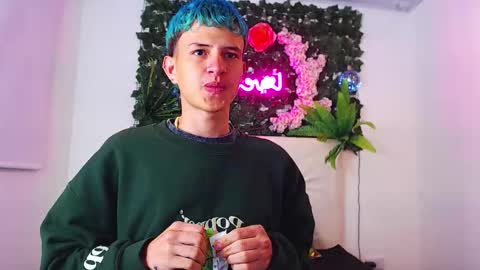 Snapshot of iam_lukas__ chatting on October 14, 3:07 am iam_lukas__ online show from October 14, 3:07 am