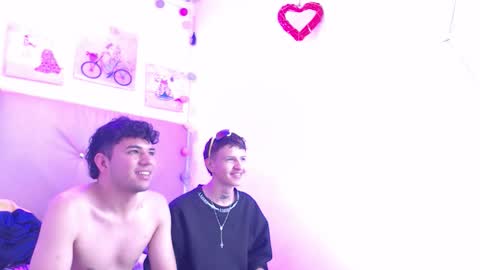 iam_lukas__ online show from January 15, 2:43 pm