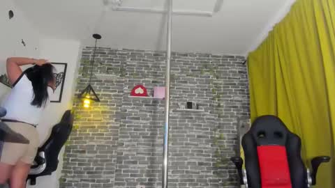 Samy   online show from February 15, 6:01 pm