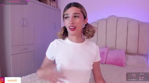 Snapshot of iam_sara_ chatting on March 11, 2:40 pm Sara  online show from March 11, 2:40 pm