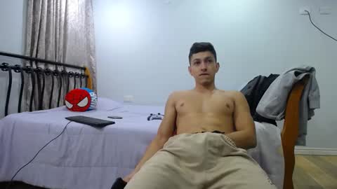 Snapshot of iam_yourbabyprincess_xd chatting on February 15, 10:11 am iam_yourbabyprincess_xd online show from February 15, 10:11 am