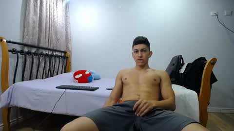 Snapshot of iam_yourbabyprincess_xd chatting on February 24, 3:44 am iam_yourbabyprincess_xd online show from February 24, 3:44 am