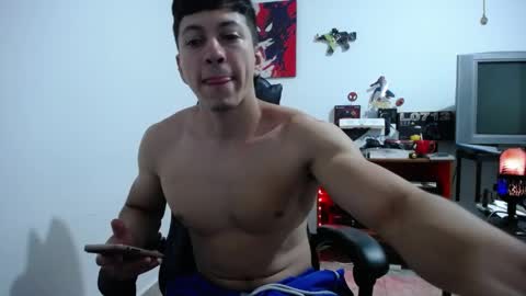 iam_yourbabyprincess_xd online show from April 27, 4:54 am