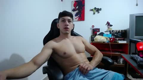 iam_yourbabyprincess_xd online show from June 29, 1:01 am