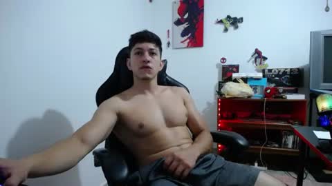 iam_yourbabyprincess_xd online show from July 2, 4:51 am