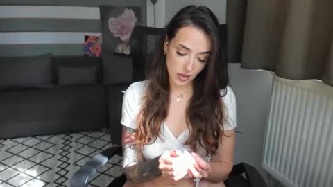 Baby Gal online show from September 23, 7:44 am