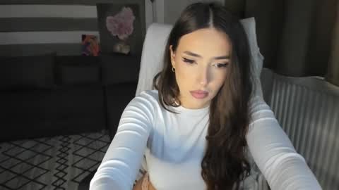 Baby Gal online show from October 3, 9:06 am