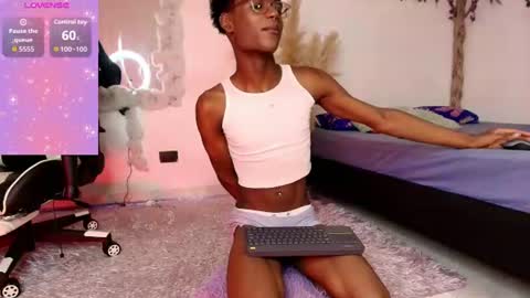 iamandrey_ online show from June 19, 12:04 am