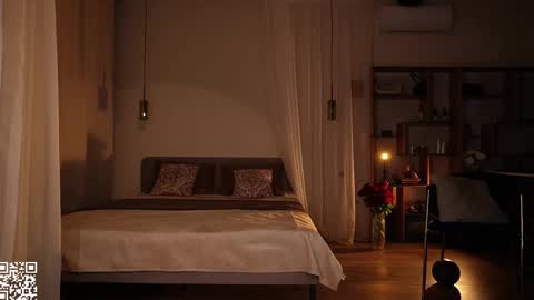 Claire online show from February 27, 10:10 pm