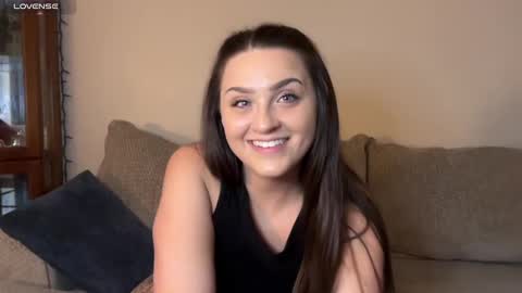 Crystal online show from February 8, 8:53 pm