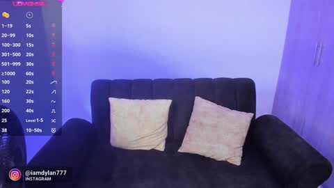 Snapshot of iamdylan777 chatting on December 7, 12:13 pm Dylan independent model online show from December 7, 12:13 pm