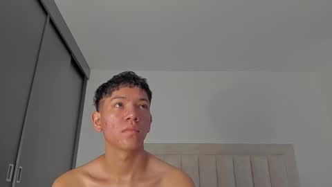 Juliiiiian online show from March 24, 11:26 am