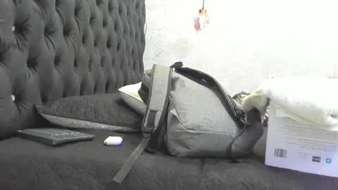 IAN CASTILLO online show from February 11, 11:10 am