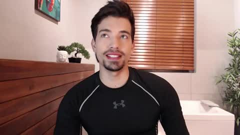 Ian Davis online show from February 27, 8:09 pm