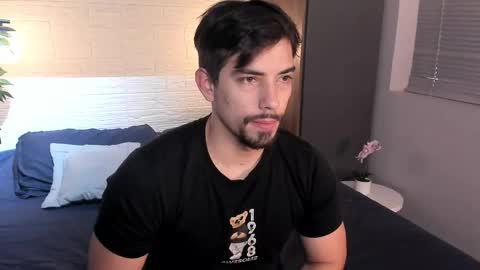 Ian Davis online show from September 19, 11:55 am