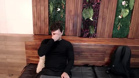 Ian Davis online show from October 4, 11:41 am