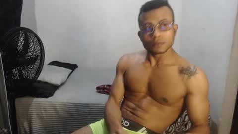 ian_tuner online show from January 8, 3:42 am