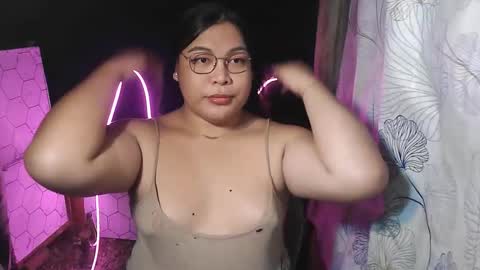 iana online show from February 9, 11:36 am