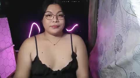 iana online show from February 14, 3:25 am