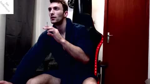 Snapshot of ianandersson27 chatting on January 20, 3:04 am Ian Andersson online show from January 20, 3:04 am