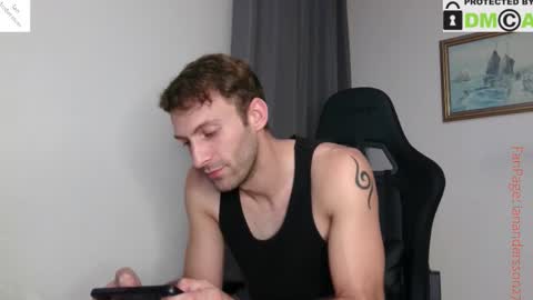 Snapshot of ianandersson27 chatting on October 10, 7:57 pm Ian Andersson online show from October 10, 7:57 pm