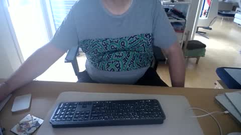 iandy12 online show from February 15, 8:02 am