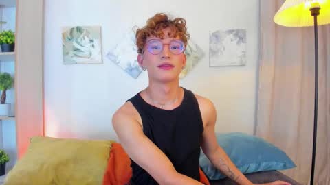 ian  online show from December 19, 5:58 am