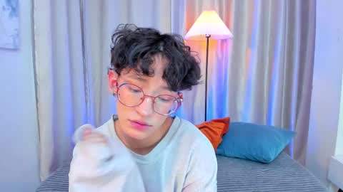 ian  online show from March 3, 3:45 am