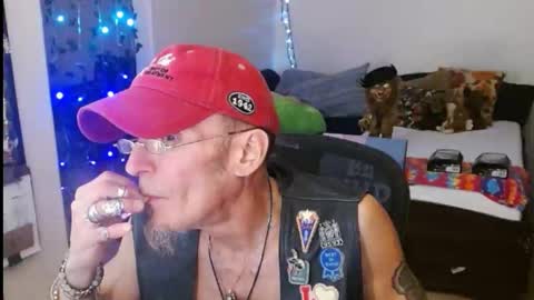 Snapshot of ibpms247 chatting on February 24, 8:38 am PMS online show from February 24, 8:38 am