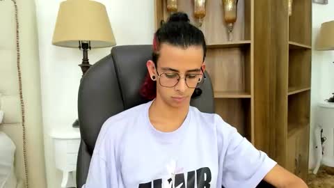 Snapshot of ibratxandy chatting on February 25, 7:56 pm ibratxandy online show from February 25, 7:56 pm