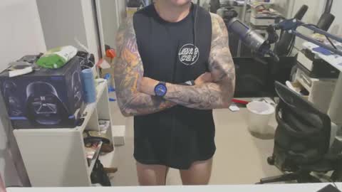 Snapshot of ic987 chatting on December 21, 4:46 pm ic987 online show from December 21, 4:46 pm