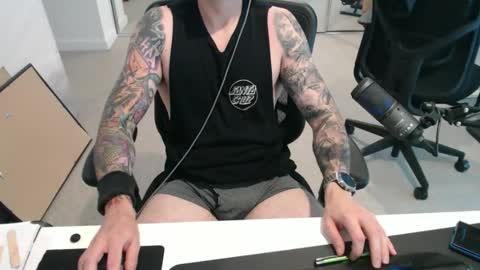 Snapshot of ic987 chatting on February 19, 3:24 am ic987 online show from February 19, 3:24 am