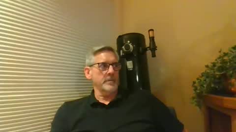 Snapshot of icanhelpu43 chatting on February 3, 2:36 am icanhelpu43 online show from February 3, 2:36 am