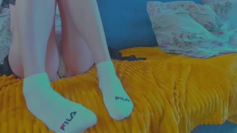 Snapshot of icebaby16 chatting on December 14, 10:20 am Ice online show from December 14, 10:20 am