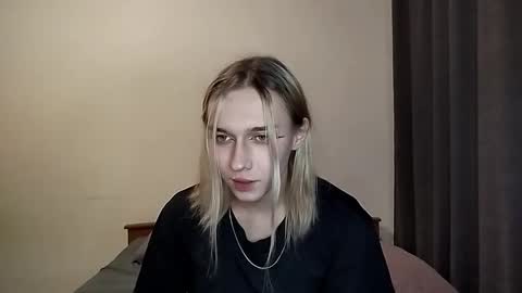 Jade online show from November 9, 1:53 pm