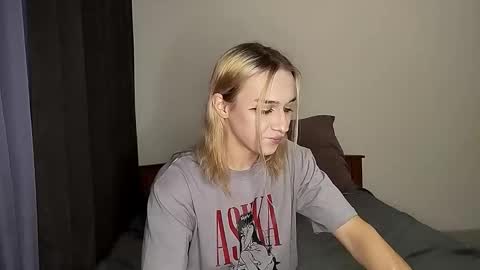 Jade online show from November 13, 1:10 pm